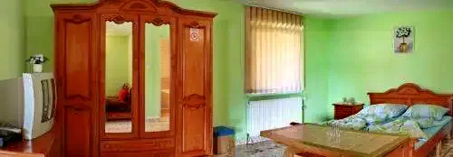 Vișeu de Sus Cazare | Motel (K1056-20) Imaginea poate fi supusă drepturilor de autor. Se recomandă contactarea titularului drepturilor.