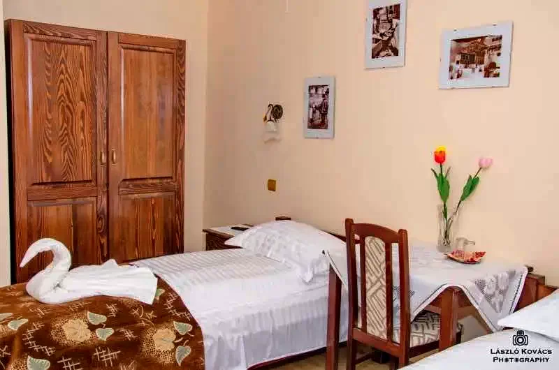 Izvoru Crișului Cazare | Hotel**** (K0988-27) Imaginea poate fi supusă drepturilor de autor. Se recomandă contactarea titularului drepturilor.