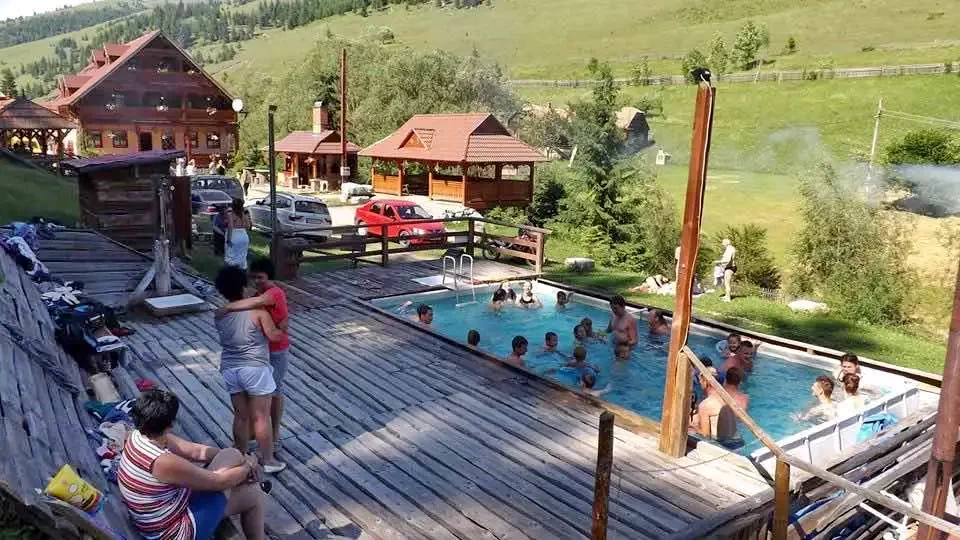 Gyimesközéplok Szállás | Turisztikai panzió (K0929-1) A kép szerzői jogvédelem alatt állhat. Javasolt a kapcsolatfelvétel a jog tulajdonossal.