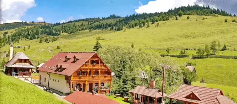 Lunca de Jos Cazare | Motel (K0929-28) Imaginea poate fi supusă drepturilor de autor. Se recomandă contactarea titularului drepturilor.