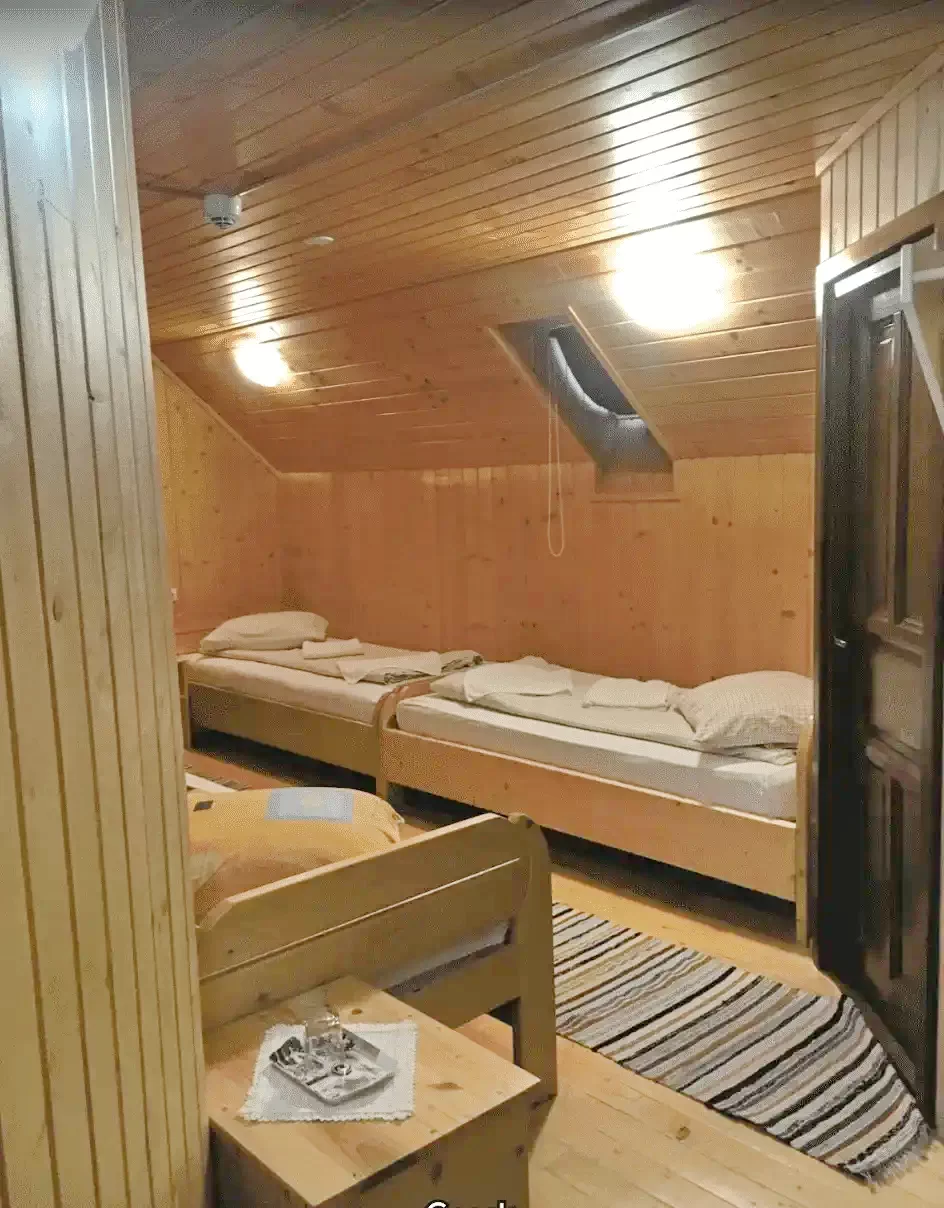 Lunca de Jos Cazare | Motel (K0929-49) Imaginea poate fi supusă drepturilor de autor. Se recomandă contactarea titularului drepturilor.