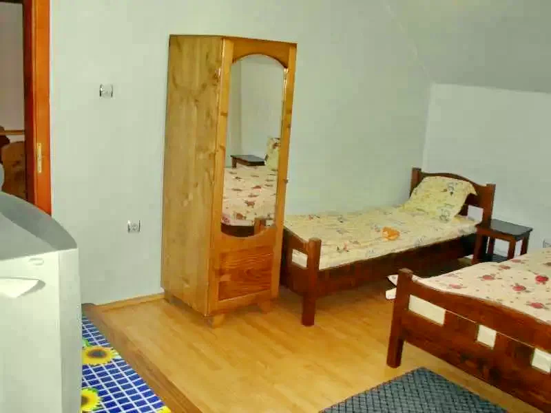 Lepus Szállás | Panzió (K0993-35) A kép szerzői jogvédelem alatt állhat. Javasolt a kapcsolatfelvétel a jog tulajdonossal.