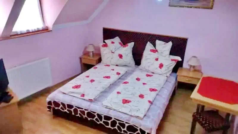 Hajdúszoboszló Szállás | Apartmanház (K1031-19) A kép szerzői jogvédelem alatt állhat. Javasolt a kapcsolatfelvétel a jog tulajdonossal.