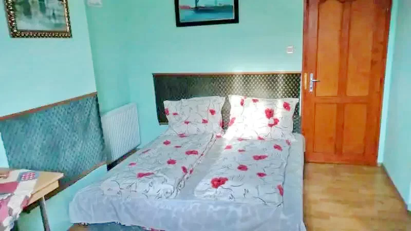  Cazare | Apartament (K1031-21) Imaginea poate fi supusă drepturilor de autor. Se recomandă contactarea titularului drepturilor.