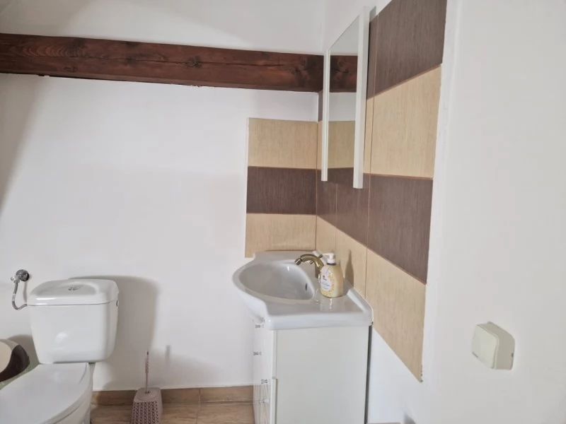 Covasna Cazare | Sat de vacanță (K1022-6) Imaginea poate fi supusă drepturilor de autor. Se recomandă contactarea titularului drepturilor.