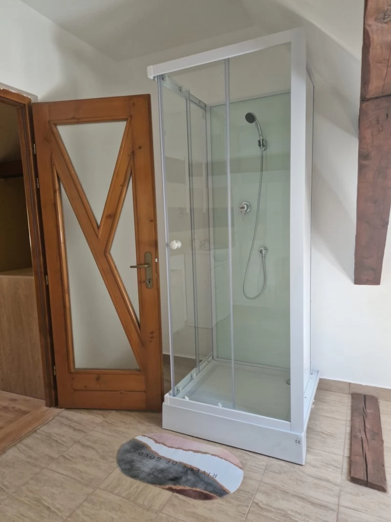 Kovászna Szállás | Üdülőfalu (K1022-9) A kép szerzői jogvédelem alatt állhat. Javasolt a kapcsolatfelvétel a jog tulajdonossal.