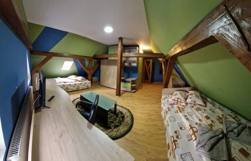 Kovászna Szállás | Üdülőfalu (K1022-18) A kép szerzői jogvédelem alatt állhat. Javasolt a kapcsolatfelvétel a jog tulajdonossal.