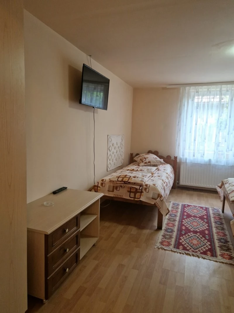 Covasna Cazare | Sat de vacanță (K1022-26) Imaginea poate fi supusă drepturilor de autor. Se recomandă contactarea titularului drepturilor.