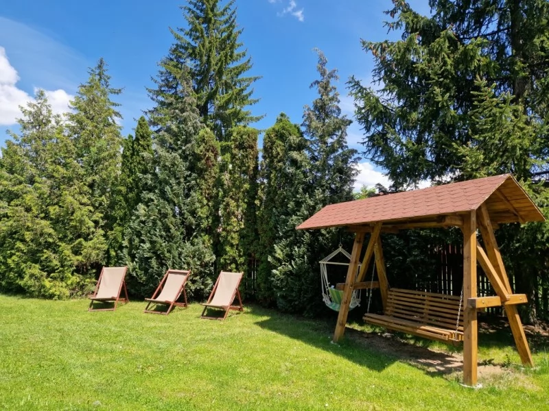 Covasna Cazare | Sat de vacanță (K1022-28) Imaginea poate fi supusă drepturilor de autor. Se recomandă contactarea titularului drepturilor.