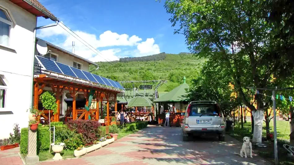 Zetea Cazare | Motel (K1387-1) Imaginea poate fi supusă drepturilor de autor. Se recomandă contactarea titularului drepturilor.