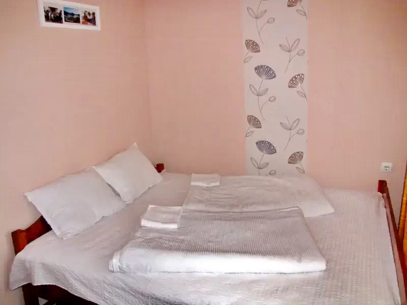 Zetea Cazare | Motel (K1387-16) Imaginea poate fi supusă drepturilor de autor. Se recomandă contactarea titularului drepturilor.