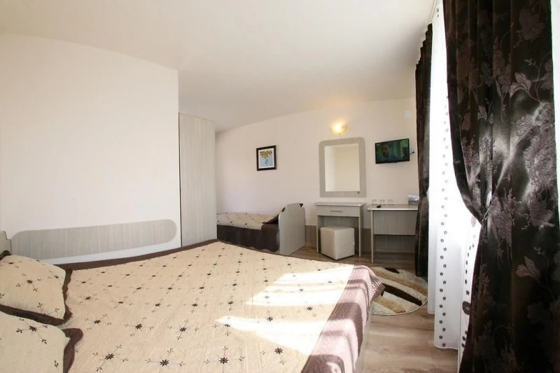 Hátszeg Szállás | Üdülőfalu (K0481-19) A kép szerzői jogvédelem alatt állhat. Javasolt a kapcsolatfelvétel a jog tulajdonossal.