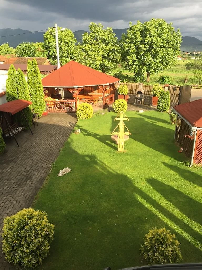 Hațeg Cazare | Sat de vacanță (K0481-34) Imaginea poate fi supusă drepturilor de autor. Se recomandă contactarea titularului drepturilor.