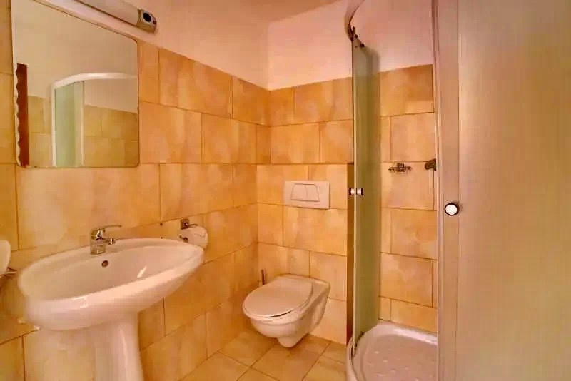 Székelykeresztúr Szállás | Turisztikai villa (K1288-22) A kép szerzői jogvédelem alatt állhat. Javasolt a kapcsolatfelvétel a jog tulajdonossal.