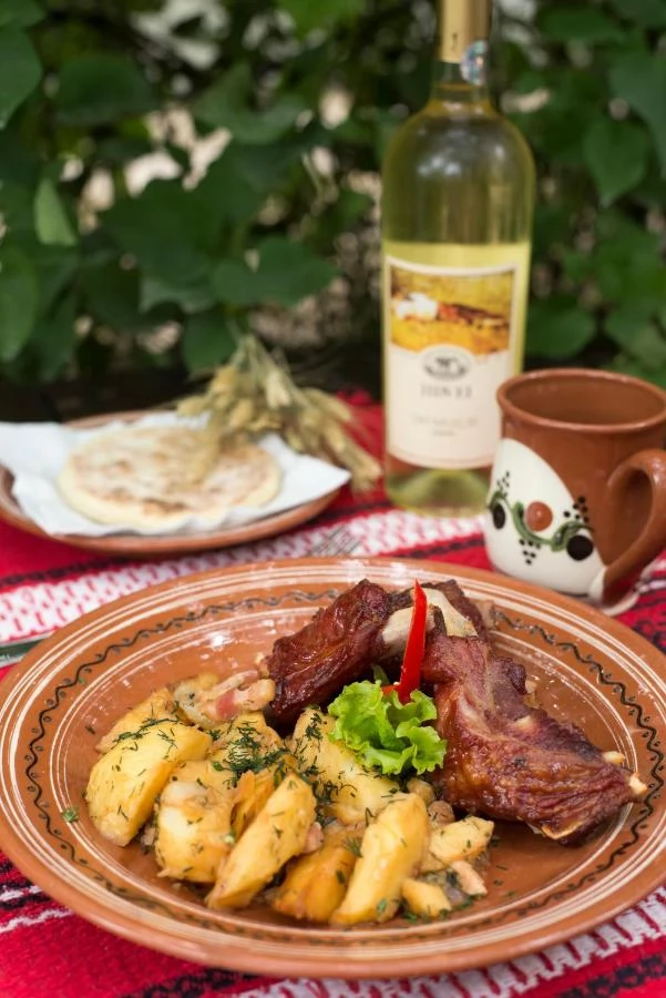 Iași Cazare | Casă de oaspeți (K1508-15) Imaginea poate fi supusă drepturilor de autor. Se recomandă contactarea titularului drepturilor.