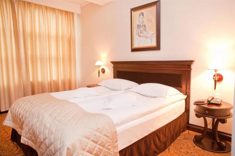 Iași Cazare | Casă de oaspeți (K1508-20) Imaginea poate fi supusă drepturilor de autor. Se recomandă contactarea titularului drepturilor.