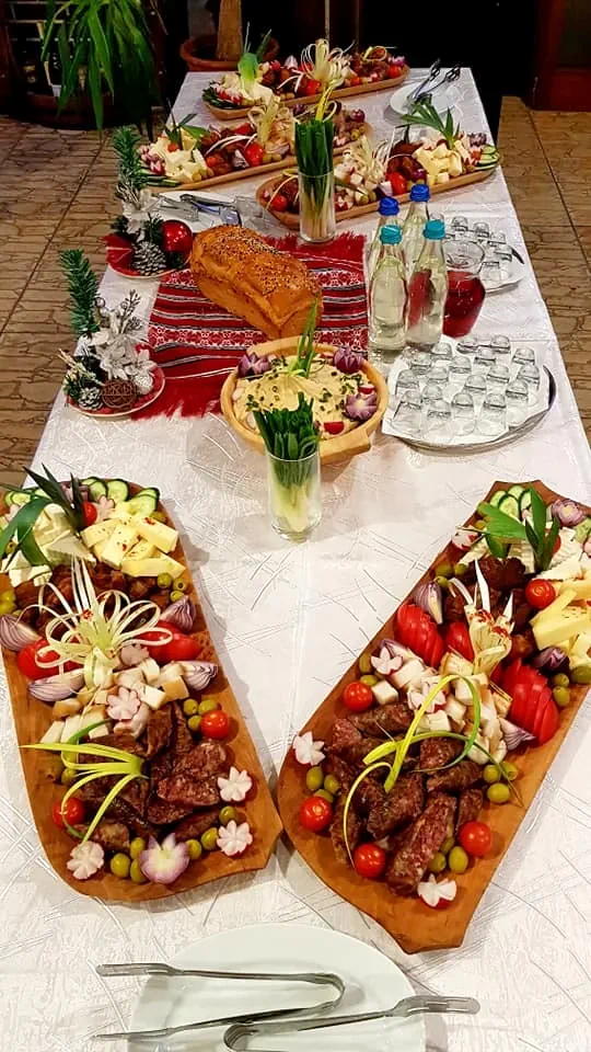 Colibița Cazare | Pensiune turistică (K1436-3) Imaginea poate fi supusă drepturilor de autor. Se recomandă contactarea titularului drepturilor.