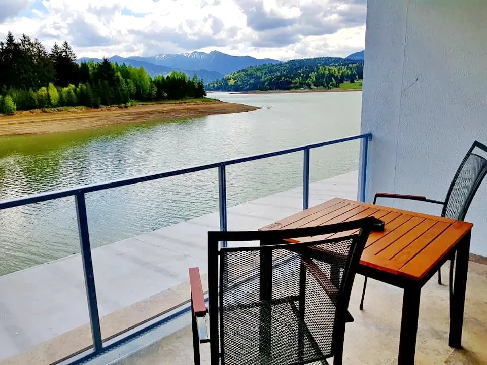 Colibița Cazare | Pensiune turistică (K1436-10) Imaginea poate fi supusă drepturilor de autor. Se recomandă contactarea titularului drepturilor.