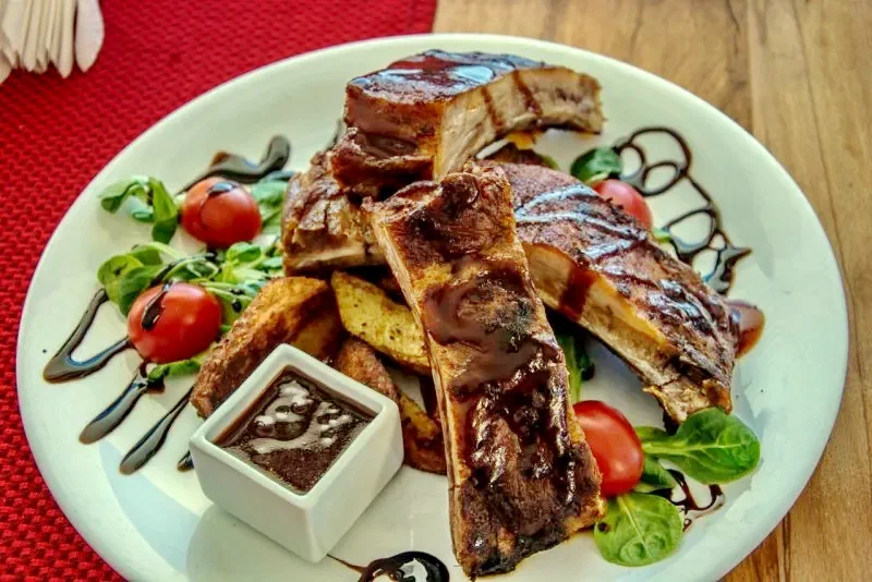 Kolibica Szállás | Turisztikai panzió (K1436-22) A kép szerzői jogvédelem alatt állhat. Javasolt a kapcsolatfelvétel a jog tulajdonossal.