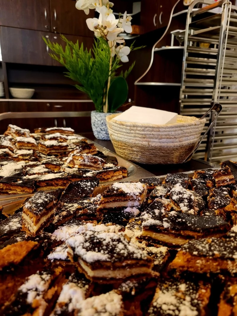 Ighiu/Ighìo Cazare | Motel (K0477-49) Imaginea poate fi supusă drepturilor de autor. Se recomandă contactarea titularului drepturilor.