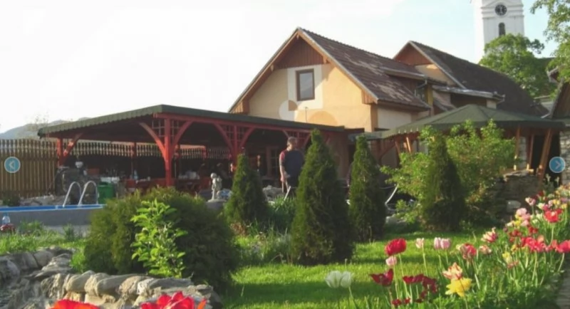 Cazare Ighiu - Complexul Terra Mythica*** | Magyarigen - Terra Mythica Komplexum***. Imaginea poate fi supusă drepturilor de autor. Se recomandă contactarea titularului drepturilor.