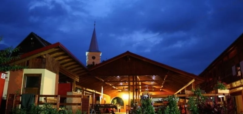 Cazare Ighiu - Complexul Terra Mythica*** | Magyarigen - Terra Mythica Komplexum***. Imaginea poate fi supusă drepturilor de autor. Se recomandă contactarea titularului drepturilor.