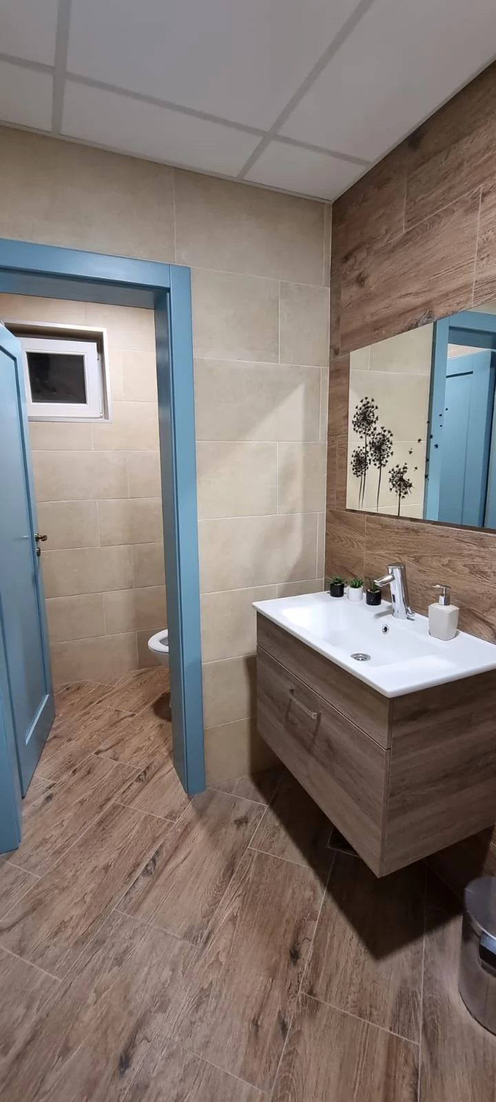 Deva Cazare | Motel (K1476-24) Imaginea poate fi supusă drepturilor de autor. Se recomandă contactarea titularului drepturilor.