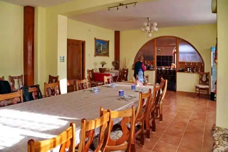 Coltău Cazare | Motel (K1003-6) Imaginea poate fi supusă drepturilor de autor. Se recomandă contactarea titularului drepturilor.