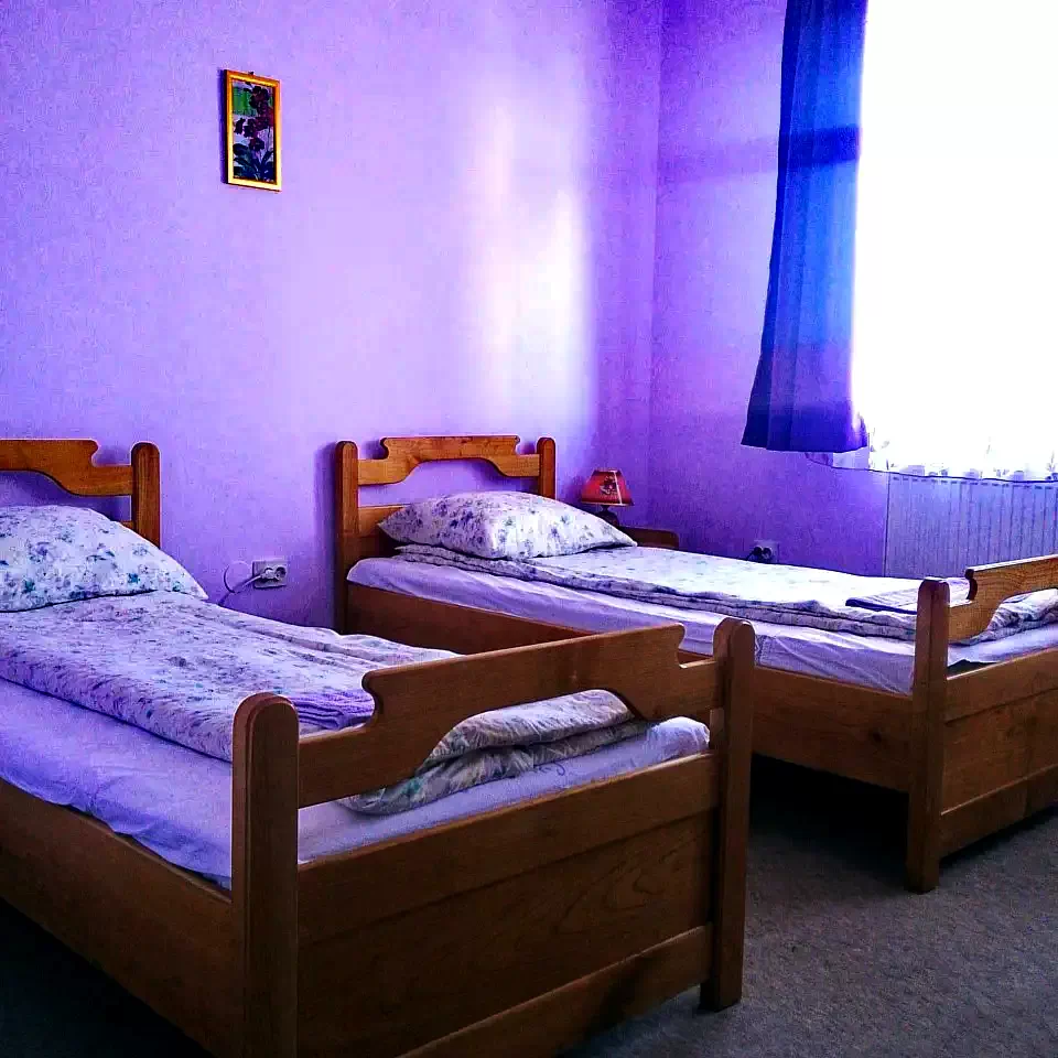 Coltău Cazare | Pensiune (K1003-9) Imaginea poate fi supusă drepturilor de autor. Se recomandă contactarea titularului drepturilor.