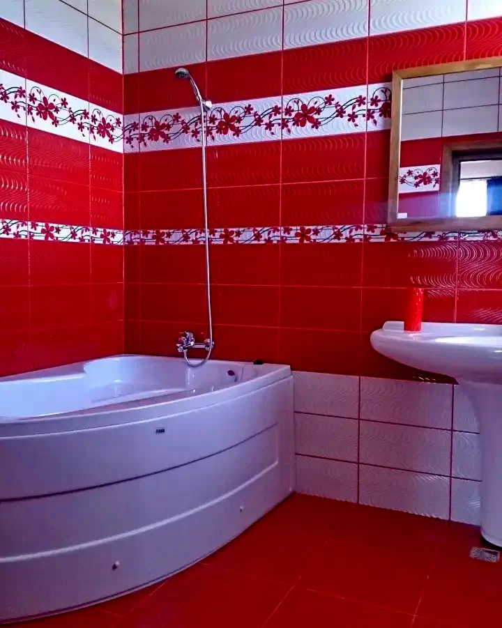 Coltău Cazare | Motel (K1003-11) Imaginea poate fi supusă drepturilor de autor. Se recomandă contactarea titularului drepturilor.