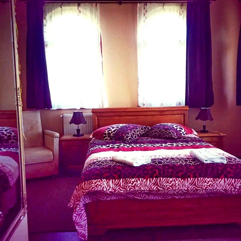 Koltó Szállás | Motel (K1003-12) A kép szerzői jogvédelem alatt állhat. Javasolt a kapcsolatfelvétel a jog tulajdonossal.