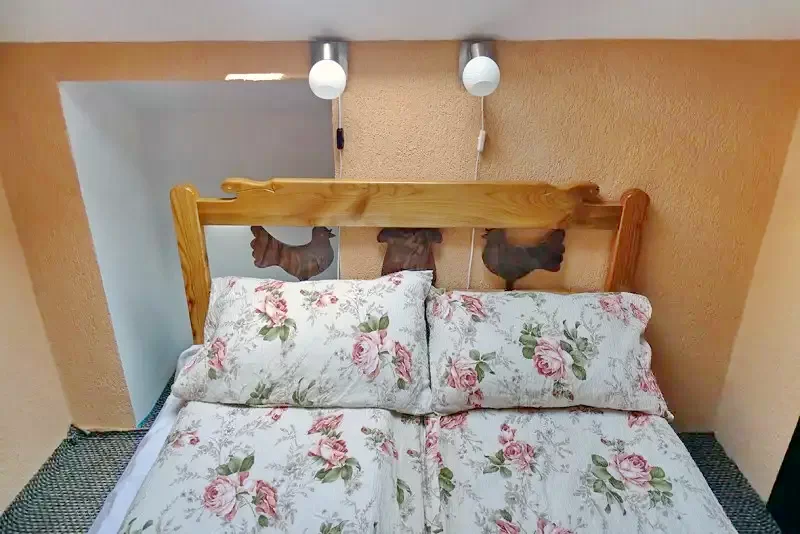 Coltău Cazare | Motel (K1003-24) Imaginea poate fi supusă drepturilor de autor. Se recomandă contactarea titularului drepturilor.