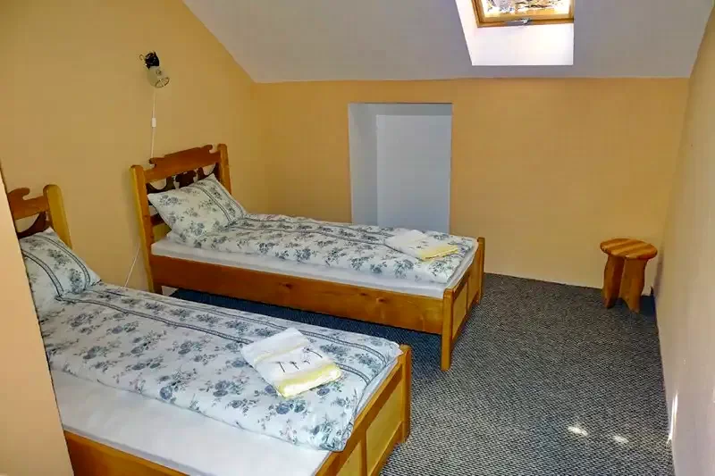 Koltó Szállás | Panzió (K1003-25) A kép szerzői jogvédelem alatt állhat. Javasolt a kapcsolatfelvétel a jog tulajdonossal.