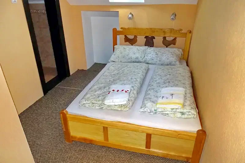 Koltó Szállás | Motel (K1003-30) A kép szerzői jogvédelem alatt állhat. Javasolt a kapcsolatfelvétel a jog tulajdonossal.