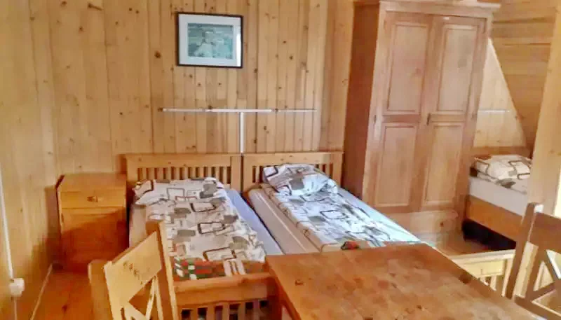 Hargitafürdő Szállás | Motel (K1205-5) A kép szerzői jogvédelem alatt állhat. Javasolt a kapcsolatfelvétel a jog tulajdonossal.