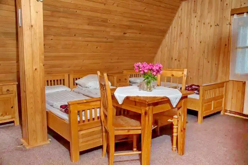 Harghita-Băi Cazare | Motel (K1205-9) Imaginea poate fi supusă drepturilor de autor. Se recomandă contactarea titularului drepturilor.