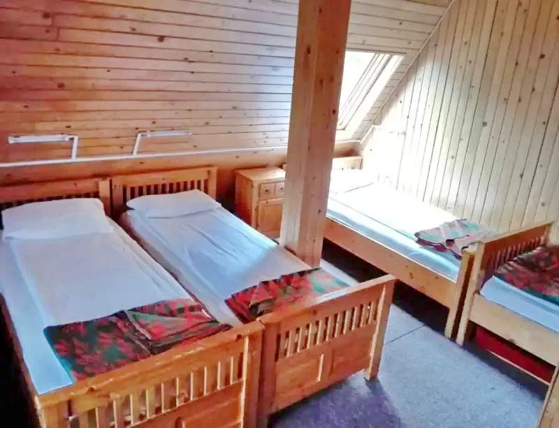 Hargitafürdő Szállás | Motel (K1205-10) A kép szerzői jogvédelem alatt állhat. Javasolt a kapcsolatfelvétel a jog tulajdonossal.