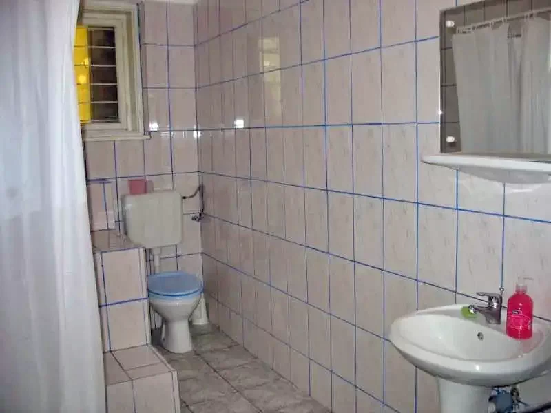 Arad Cazare | Motel (K0941-16) Imaginea poate fi supusă drepturilor de autor. Se recomandă contactarea titularului drepturilor.