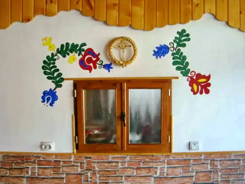 Cristur Cazare | Motel (K0269-27) Imaginea poate fi supusă drepturilor de autor. Se recomandă contactarea titularului drepturilor.