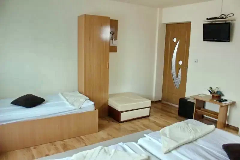 Csernakeresztur Szállás | Motel (K0269-33) A kép szerzői jogvédelem alatt állhat. Javasolt a kapcsolatfelvétel a jog tulajdonossal.