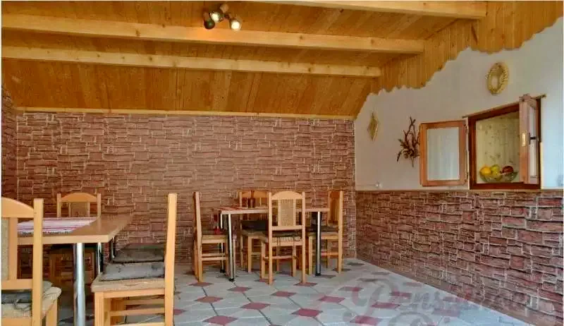 Csernakeresztur Szállás | Motel (K0269-46) A kép szerzői jogvédelem alatt állhat. Javasolt a kapcsolatfelvétel a jog tulajdonossal.