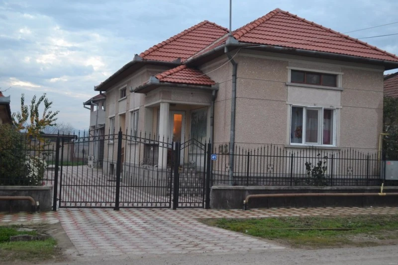 Csernakeresztur Szállás | Vendégház (K1198-17) A kép szerzői jogvédelem alatt állhat. Javasolt a kapcsolatfelvétel a jog tulajdonossal.