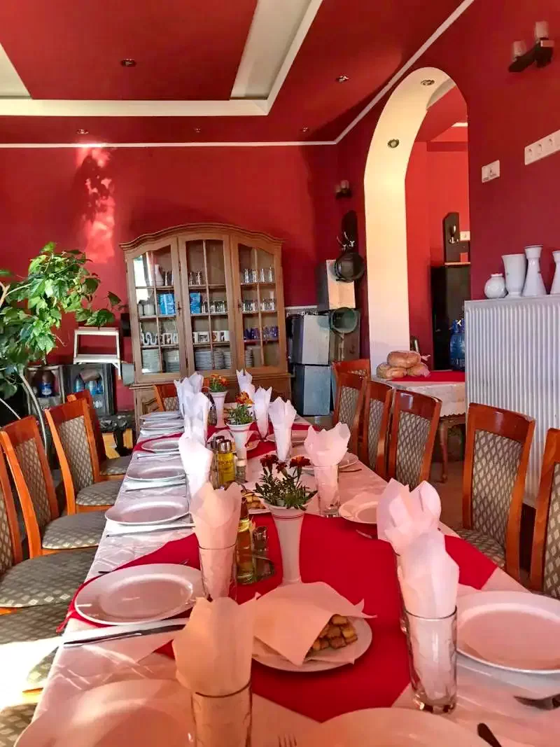 Ocna de Sus Cazare | Motel (K0144-18) Imaginea poate fi supusă drepturilor de autor. Se recomandă contactarea titularului drepturilor.