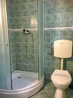 Felsősófalva Szállás | Motel (K0144-27) A kép szerzői jogvédelem alatt állhat. Javasolt a kapcsolatfelvétel a jog tulajdonossal.