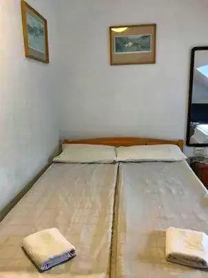 Felsősófalva Szállás | Motel (K0144-56) A kép szerzői jogvédelem alatt állhat. Javasolt a kapcsolatfelvétel a jog tulajdonossal.