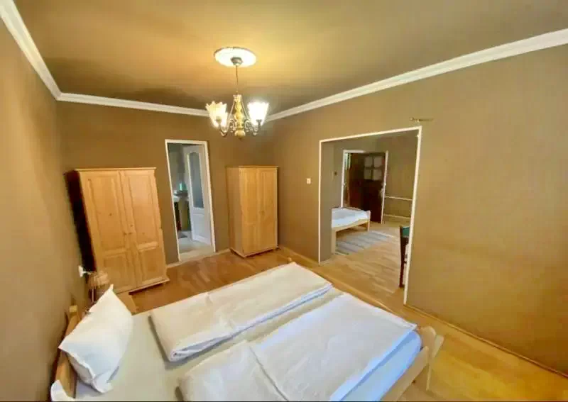 Ivó Szállás | Motel (K0391-18) A kép szerzői jogvédelem alatt állhat. Javasolt a kapcsolatfelvétel a jog tulajdonossal.