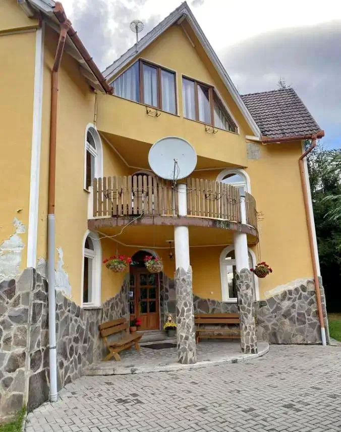 Ivó Szállás | Motel (K0391-45) A kép szerzői jogvédelem alatt állhat. Javasolt a kapcsolatfelvétel a jog tulajdonossal.