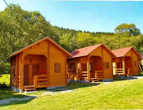 Izvoare Cazare | Motel (K0391-46) Imaginea poate fi supusă drepturilor de autor. Se recomandă contactarea titularului drepturilor.