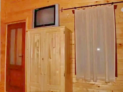 Ivó Szállás | Motel (K0391-50) A kép szerzői jogvédelem alatt állhat. Javasolt a kapcsolatfelvétel a jog tulajdonossal.