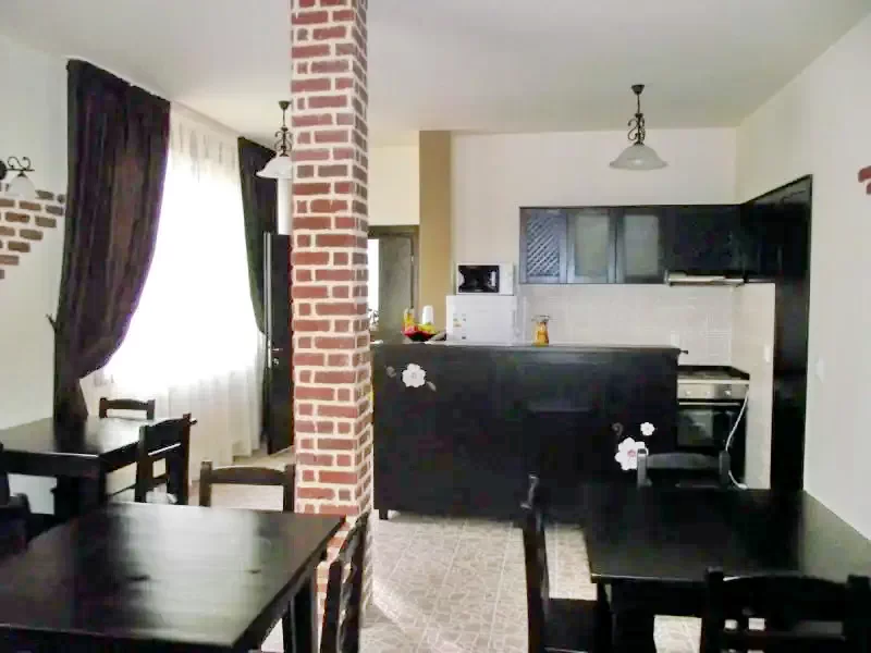 Covasna Cazare | Motel (K0445-2) Imaginea poate fi supusă drepturilor de autor. Se recomandă contactarea titularului drepturilor.